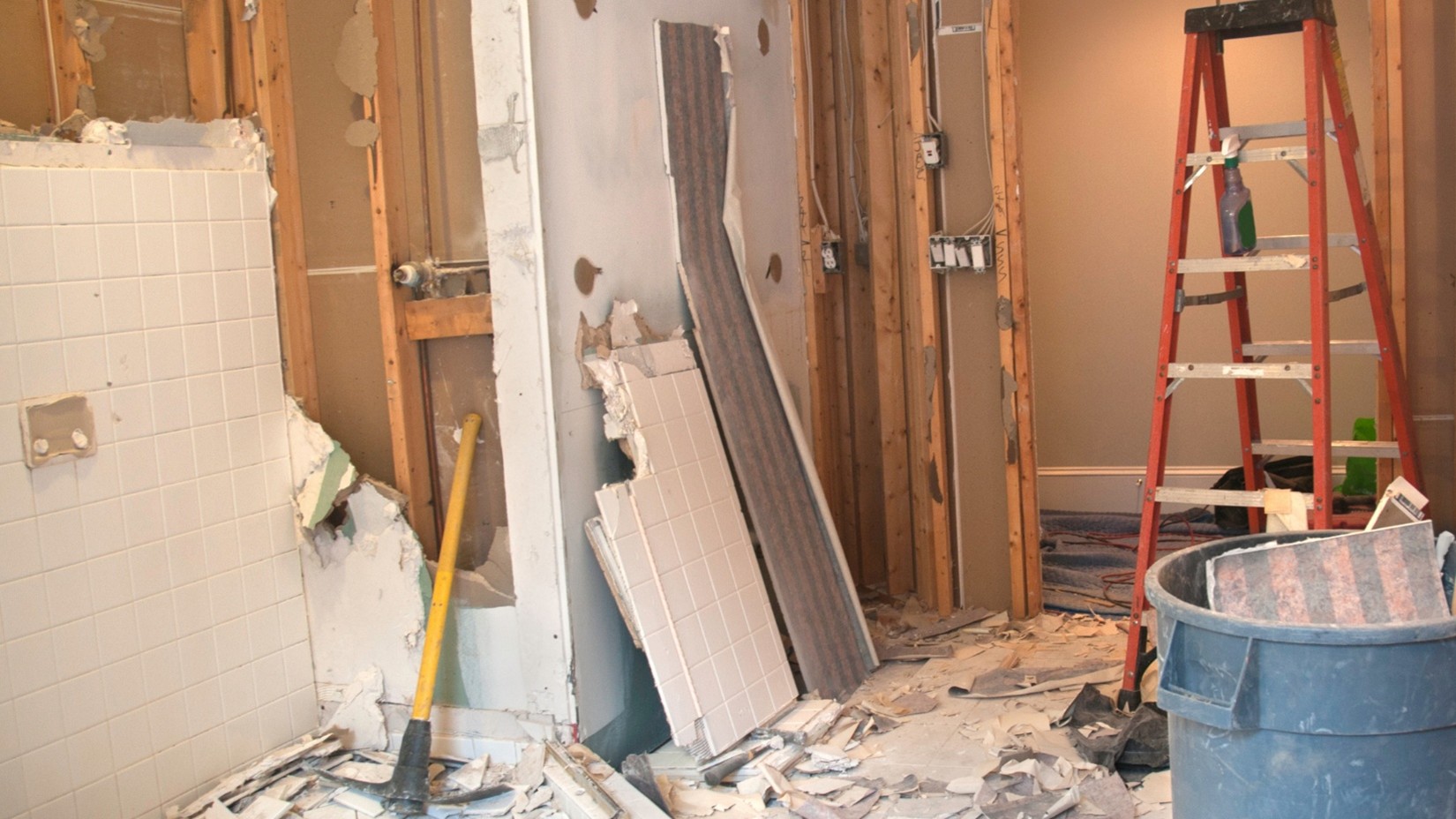 bathroom remodeling in Leawood